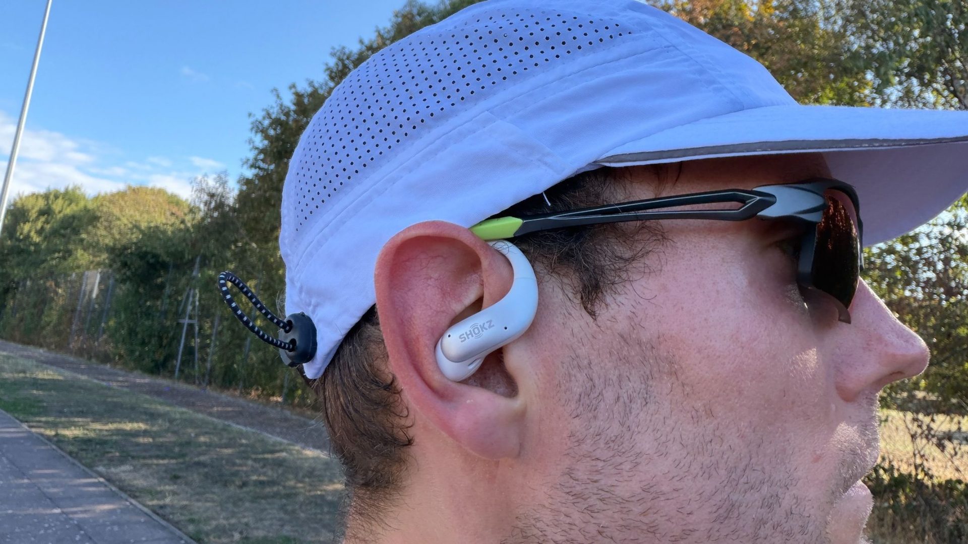 Обзор Shokz OpenFit Air 2 - звук бодрый, но без баса флагманов картинка Спортивные наушники Shokz OpenFit Air 2: обзор | DGL.RU