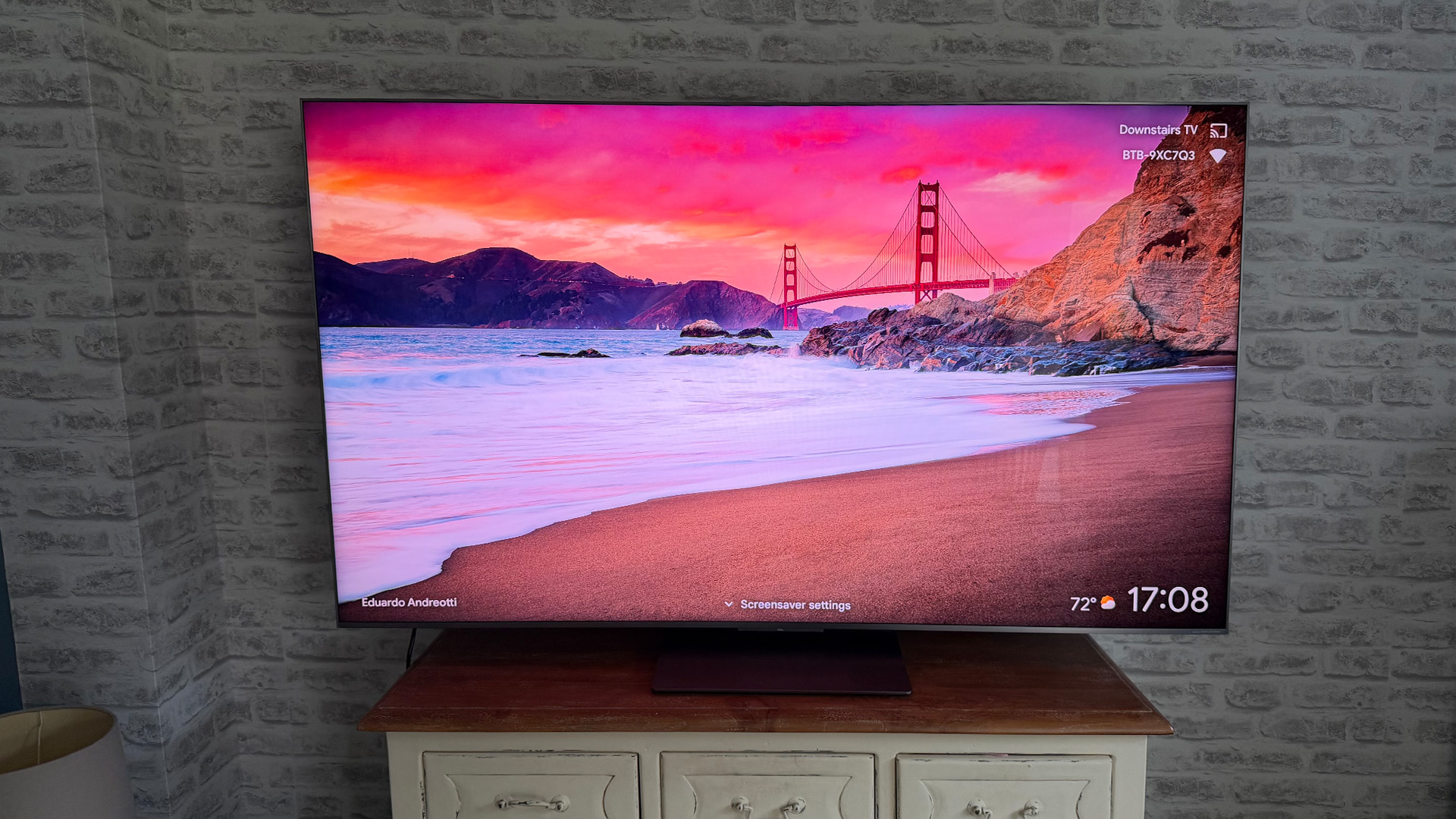 Обзор TCL C8L (65C8L) - меня покорили его «суперквантовые точки» картинка Телевизор TCL C8L 4K: тест яркого Mini LED | DGL.RU