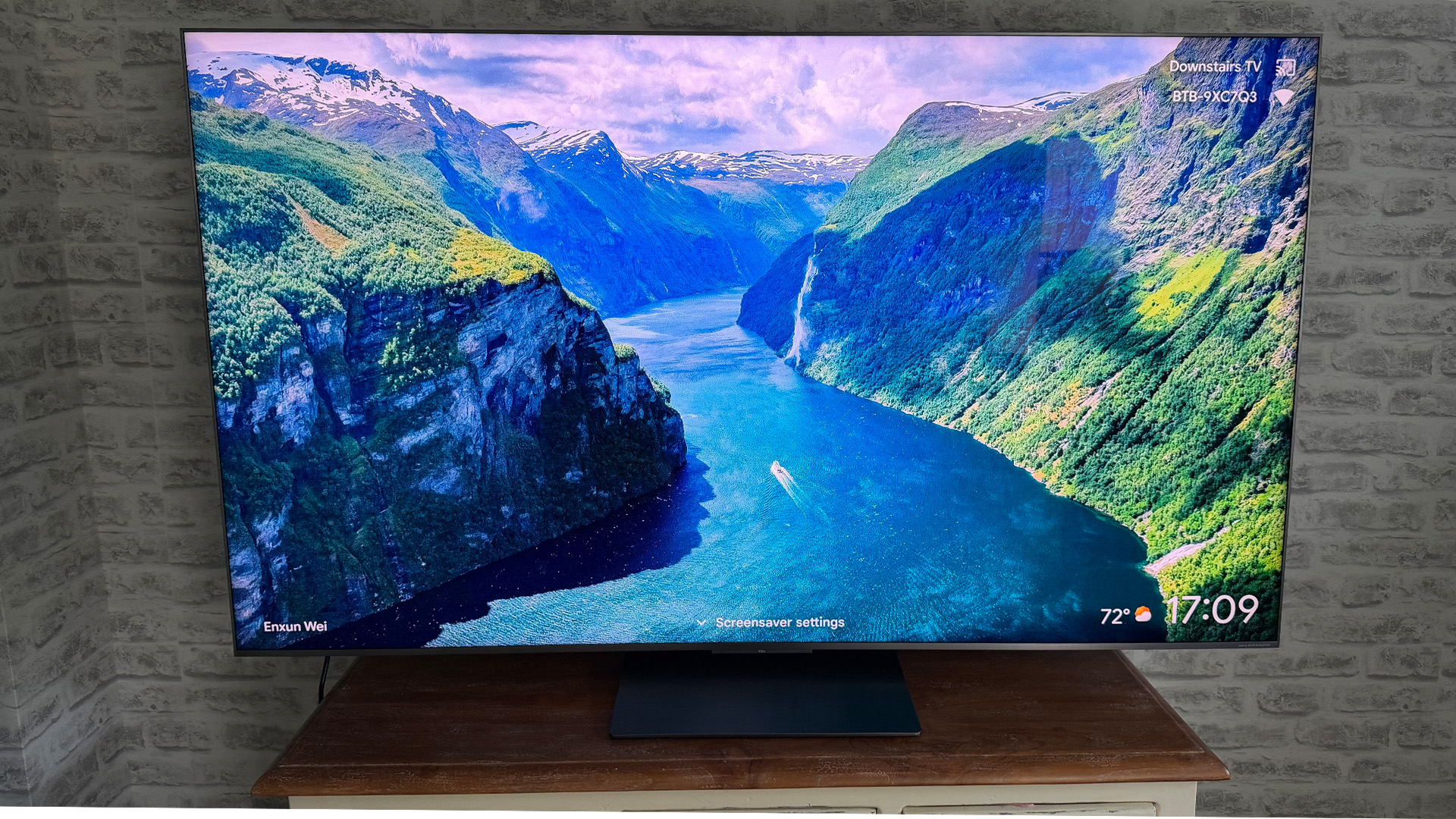 Обзор TCL C8L (65C8L) - меня покорили его «суперквантовые точки» картинка Телевизор TCL C8L 4K: тест яркого Mini LED | DGL.RU