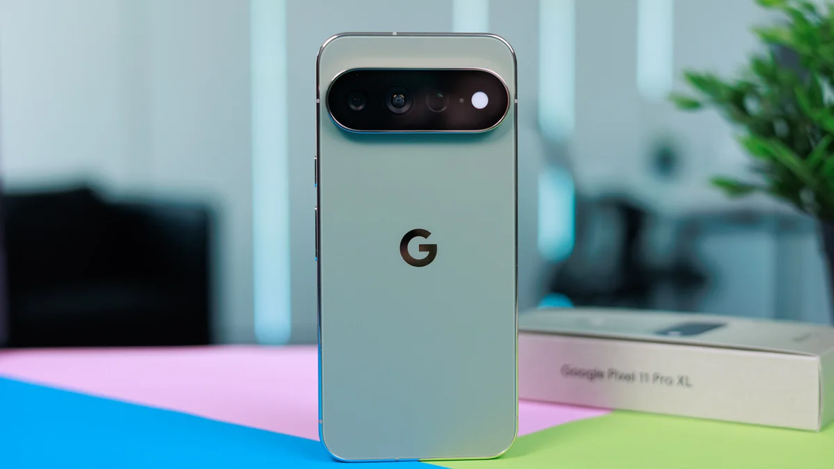 Новые утечки о Pixel 12, звонки через Gemini на Pixel 11 и глобальный Pixel 11 Pro: Google готовит ответ iPhone Duo
