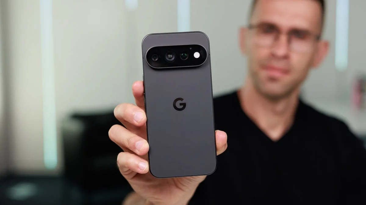 Новые утечки о Pixel 12, звонки через Gemini на Pixel 11 и глобальный Pixel 11 Pro: Google готовит ответ iPhone Duo