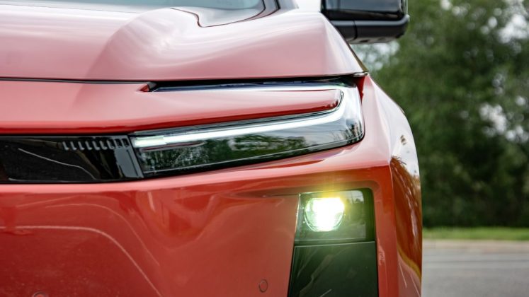 Toyota C-HR 2026: тест-драйв и характеристики | DGL.RU
