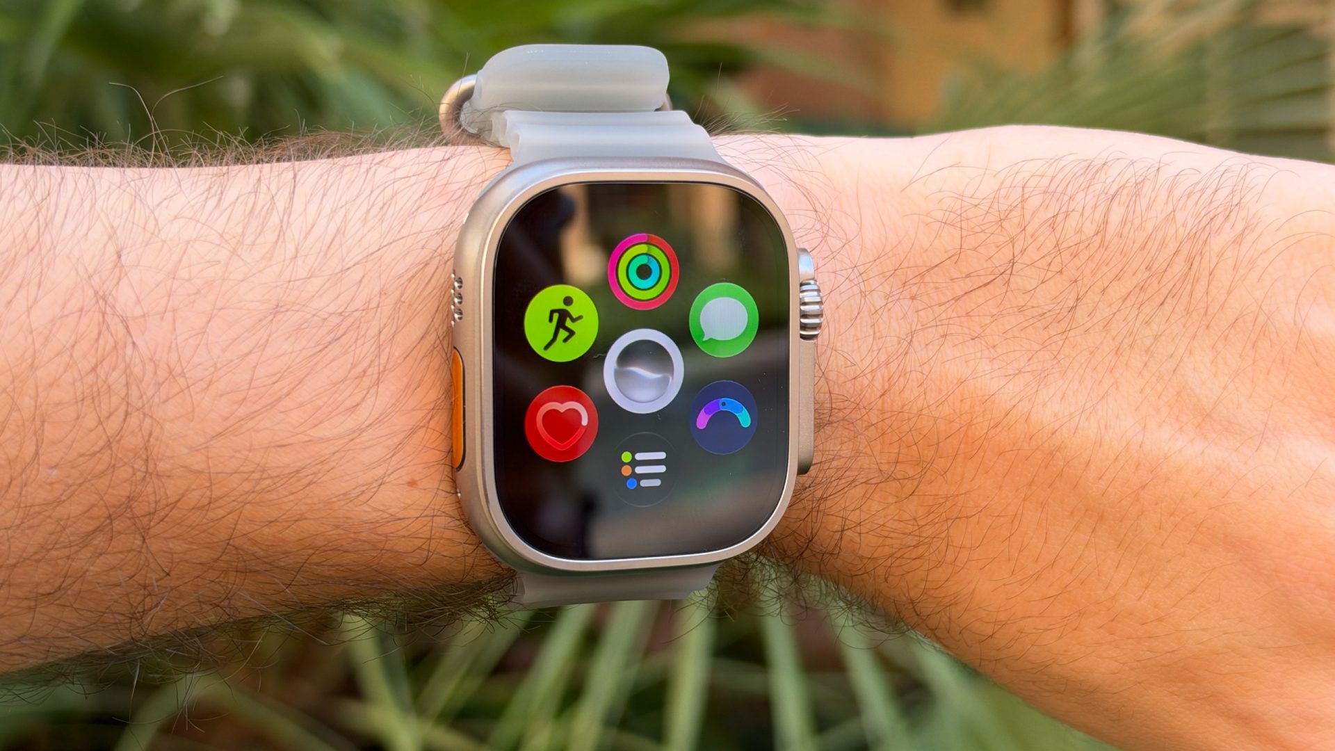 Обзор Apple Watch Ultra 4 - на вершине рейтинга картинка Умные часы Apple Watch Ultra 4: обзор и тест 2026 | DGL.RU