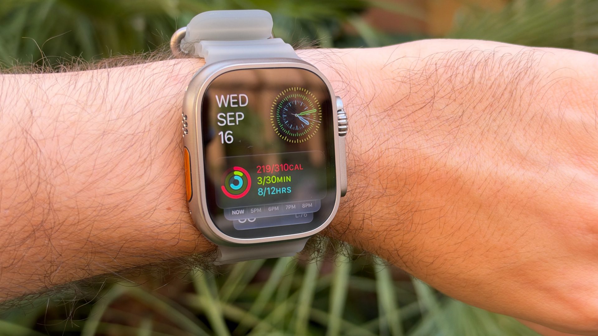 Обзор Apple Watch Ultra 4 - на вершине рейтинга картинка Умные часы Apple Watch Ultra 4: обзор и тест 2026 | DGL.RU