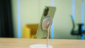 Утечка макета базового Apple iPhone 18: горизонтальный блок камер и внешние магниты MagSafe