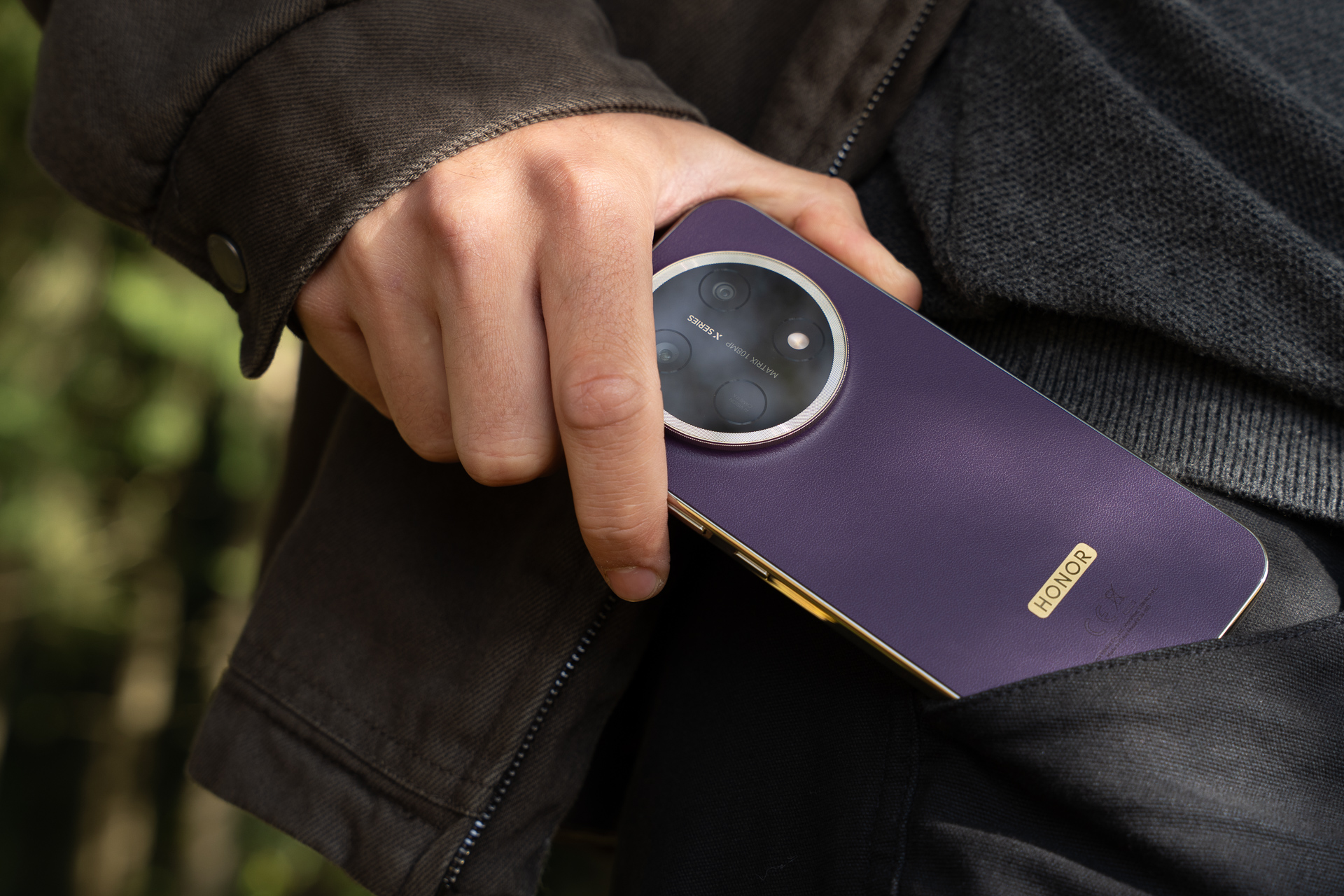 В России начинаются продажи смартфона HONOR X9e Pro с аккумулятором на 11 000 мА·ч картинка Старт продаж смартфона HONOR X9e Pro в России | DGL.RU