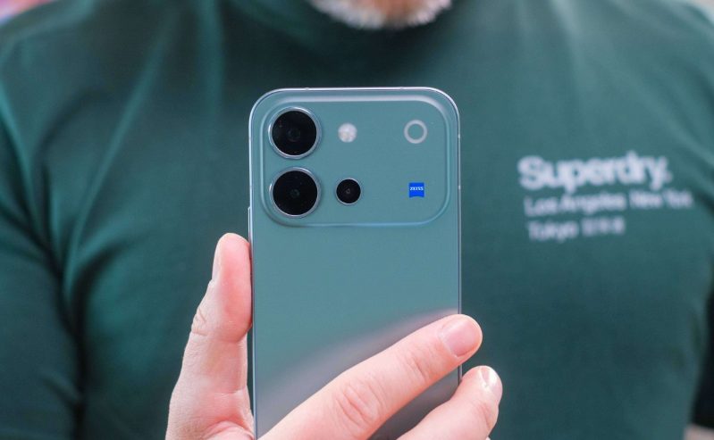 Vivo V80 на тестировании картинка Vivo V80 на тестировании