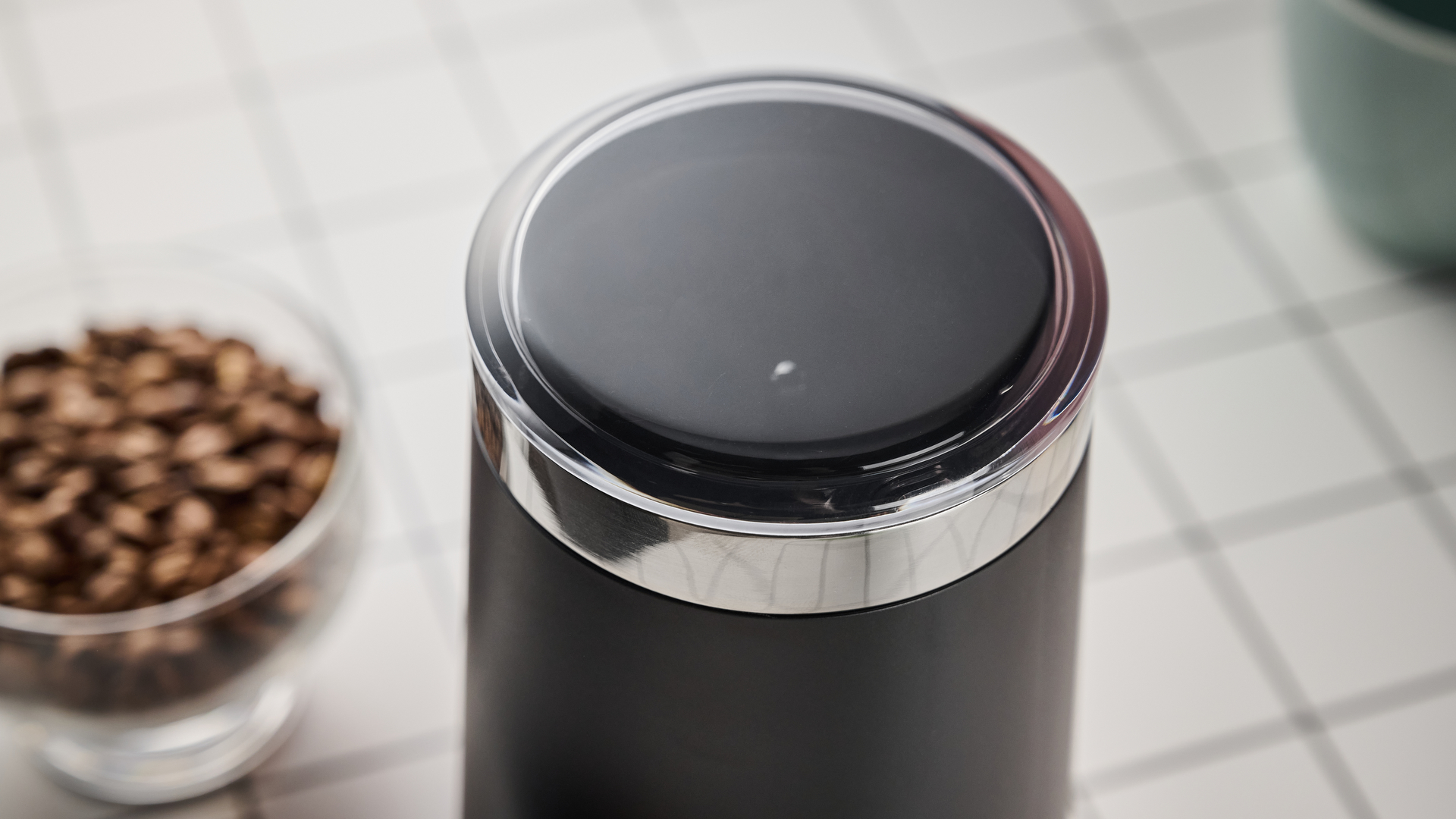 Обзор Lavazza MilkEasy Plus - отличный капучинатор по приятной цене картинка Вспениватель Lavazza MilkEasy Plus: обзор | DGL.RU