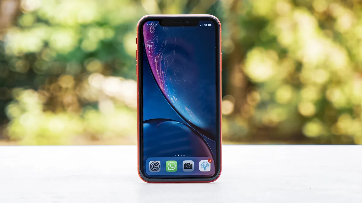 Смартфоны Apple iPhone XS, XS Max и XR 2018 года: прощание с Home и рождение Max фото