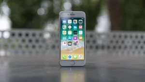 Смартфоны Apple iPhone X, 8 и 8 Plus 2017 года: стеклянная «восьмерка» и нейросети Apple