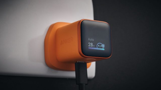 Зарядка Anker Nano 45W Smart Display: обзор | DGL.RU